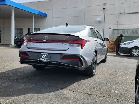 New 2026 Hyundai Elantra SEL Sport Premium FWD image 4