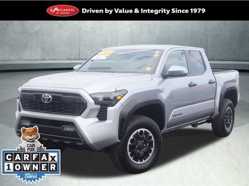 Used 2025 Toyota Tacoma TRD Off-Road AWD/4WD image 1