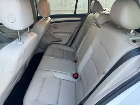 Used 2015 Volkswagen Golf TDI S FWD image 19