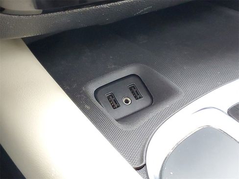 Used 2018 Buick Enclave Premium w/ Experience Buick Package image 29