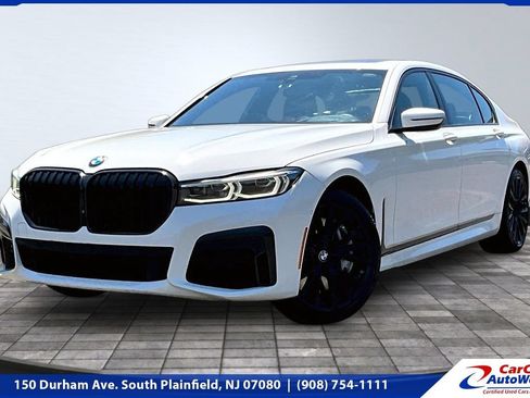 Used 2021 BMW 750i xDrive w/ M Sport Package AWD/4WD image 1