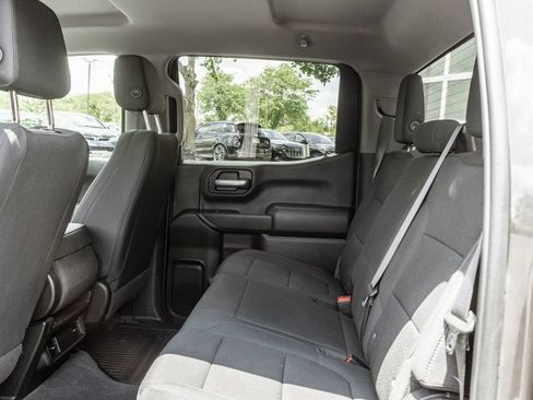 Used 2021 GMC Sierra 1500 4x4 Crew Cab w/ Sierra Value Package image 24
