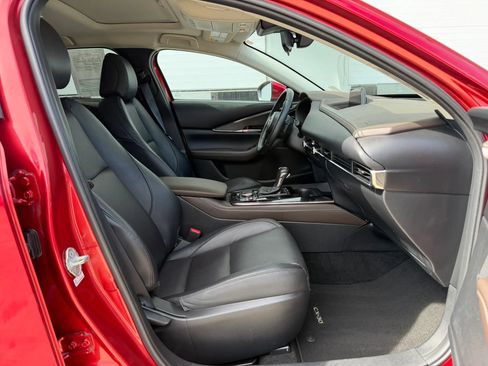 Used 2022 MAZDA CX-30 AWD 2.5 S w/ Premium Package image 13