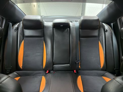 Used 2018 Dodge Charger SXT w/ Blacktop Package image 33