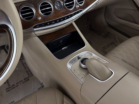Used 2014 Mercedes-Benz S 550 Sedan image 25