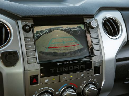 Used 2020 Toyota Tundra SR5 w/ SR5 Upgrade Package AWD/4WD image 15