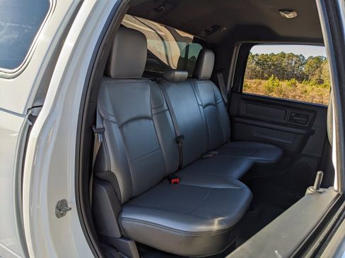 Used 2021 RAM 2500 Tradesman w/ Chrome Appearance Group image 35