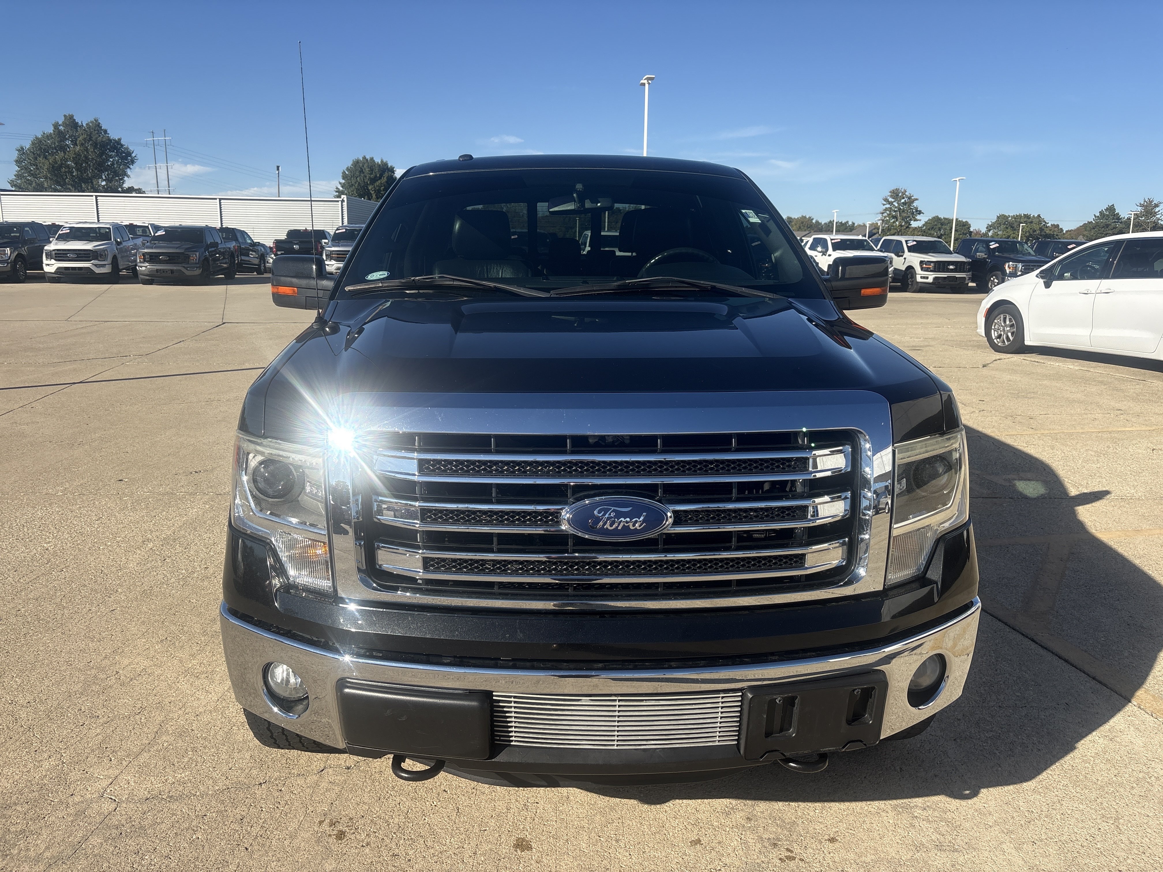 Used 2013 Ford F150 Lariat w/ Luxury Equipment Group AWD/4WD image 2
