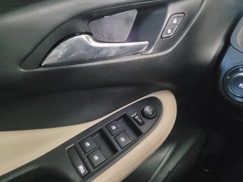 Used 2019 Buick Envision Preferred FWD image 27