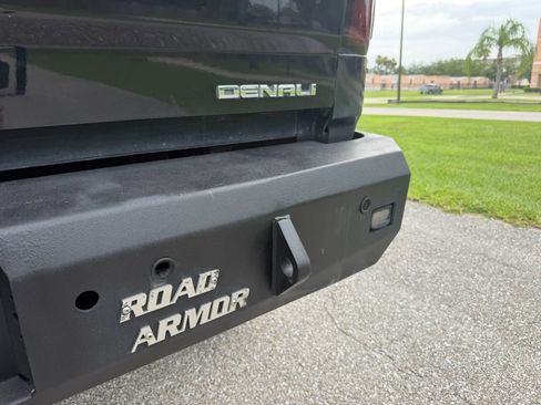 Used 2016 GMC Sierra 2500 Denali w/ Duramax Plus Package AWD/4WD image 32