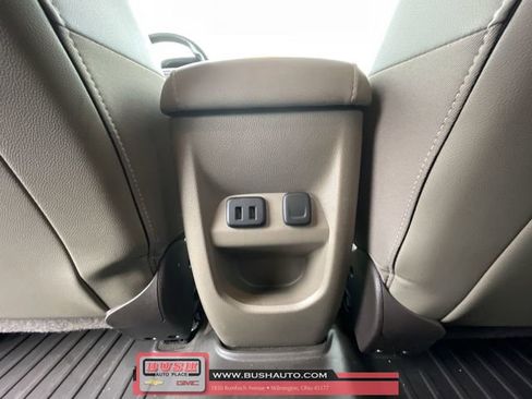 Used 2017 GMC Canyon SLT image 20