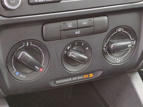 Used 2013 Volkswagen Jetta S image 20