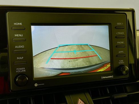 Used 2021 Toyota RAV4 XLE w/ Convenience Package AWD/4WD image 18