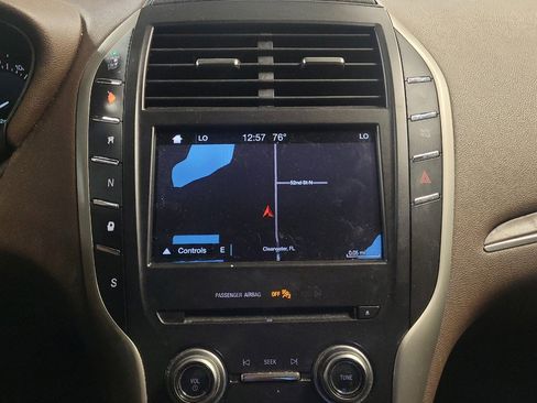 Used 2018 Lincoln MKC Reserve image 25