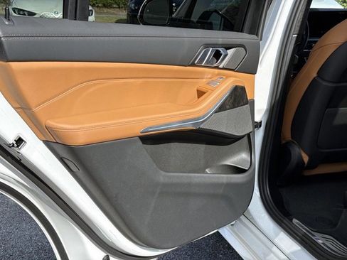 Certified 2024 BMW X7 xDrive40i w/ Executive Package image 13