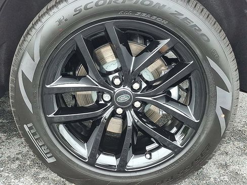New 2026 Land Rover Discovery Sport Landmark AWD/4WD image 5