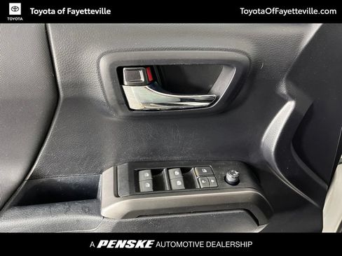 Used 2021 Toyota Tacoma TRD Sport w/ Technology Package AWD/4WD image 21