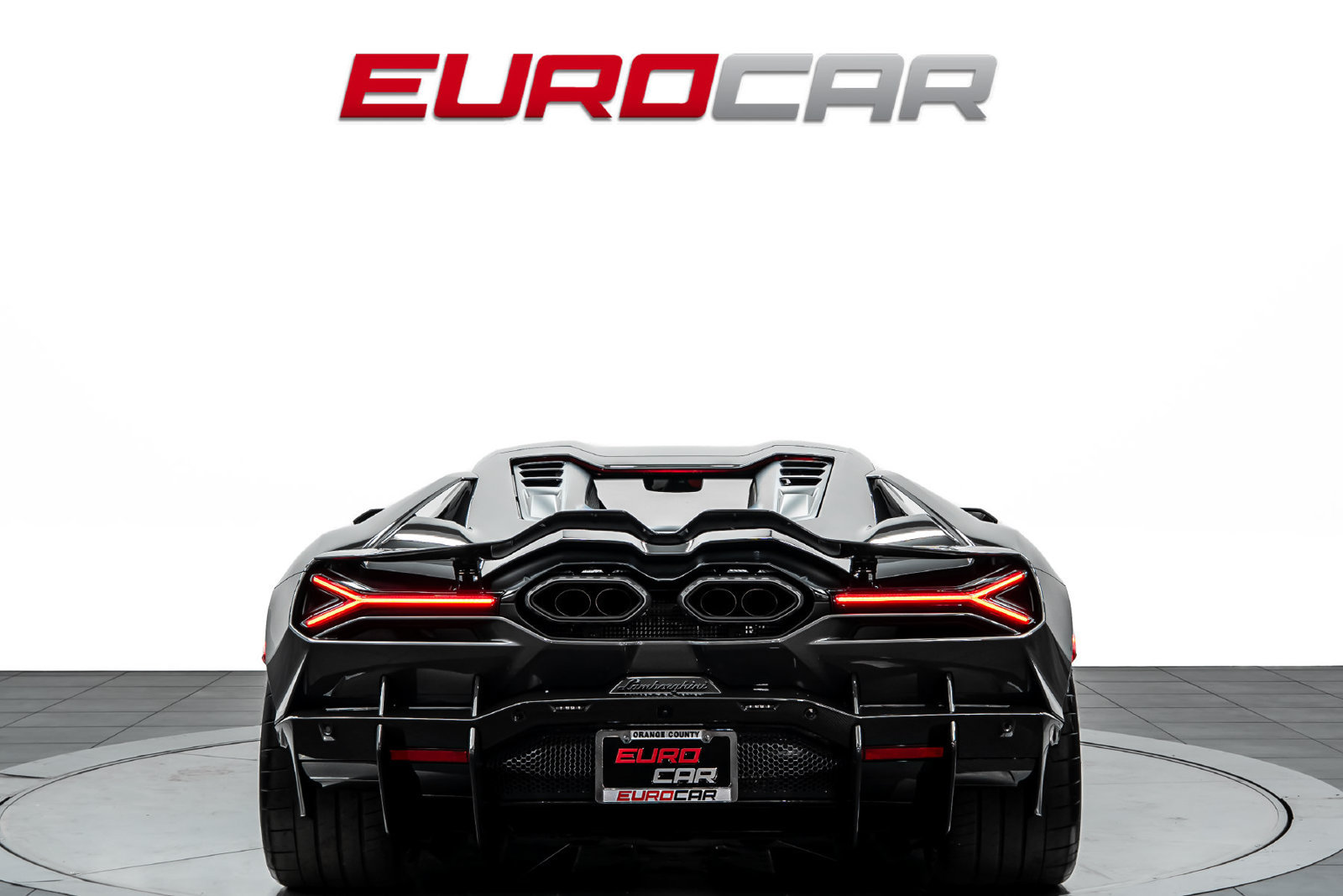 Used 2025 Lamborghini Revuelto AWD/4WD image 4