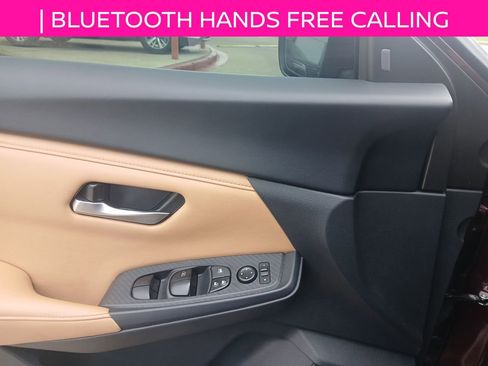 Used 2024 Nissan Sentra SV w/ SV Premium Package image 10