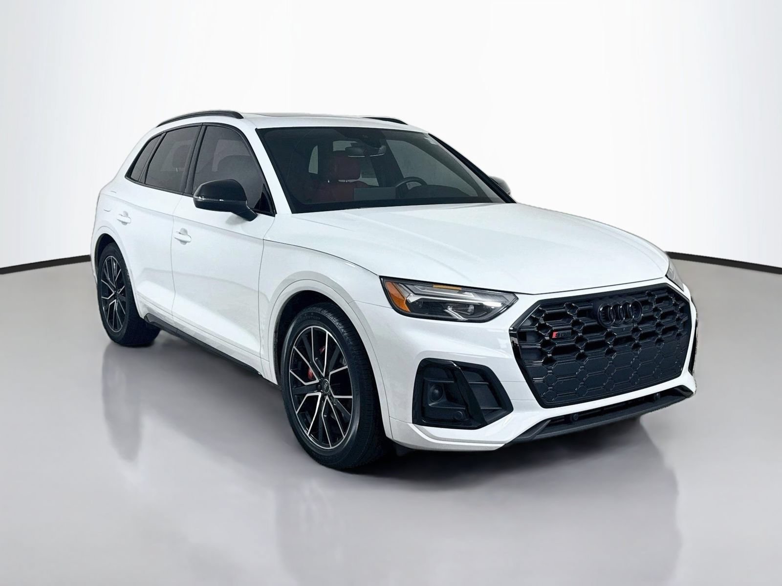 Certified 2023 Audi SQ5 Premium Plus w/ Premium Plus Package AWD/4WD image 7