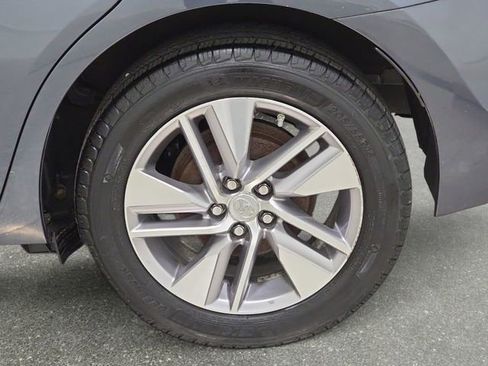 Used 2014 Toyota Corolla LE Premium w/ Driver Convenience Package image 33