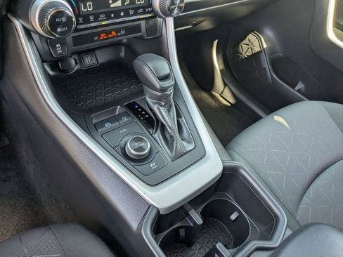 Used 2025 Toyota RAV4 XLE image 23