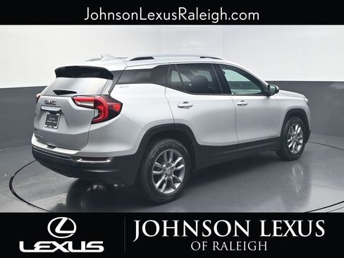 Used 2022 GMC Terrain SLT image 9