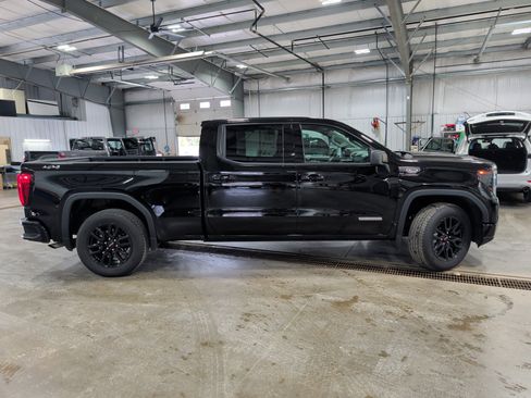 Used 2025 GMC Sierra 1500 Elevation image 2