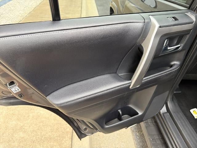 Used 2018 Toyota 4Runner SR5 Premium RWD image 19