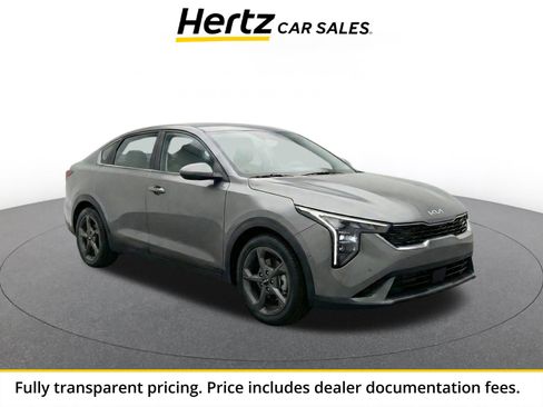 Used 2025 Kia K4 FWD image 1