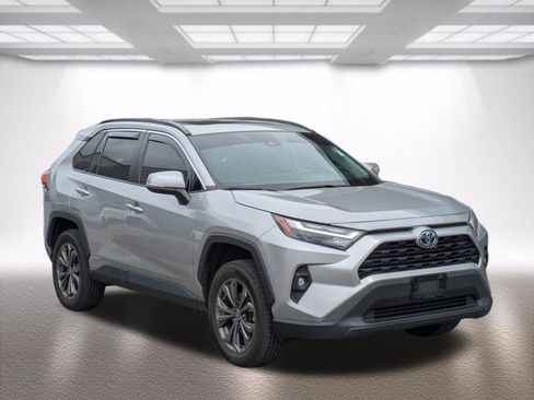 Certified 2022 Toyota RAV4 XLE Premium image 1
