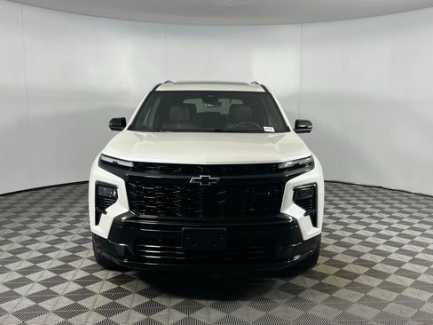 Used 2024 Chevrolet Traverse RS AWD/4WD image 9