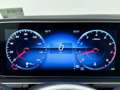 Used 2021 Mercedes-Benz GLE 350 4MATIC image 35