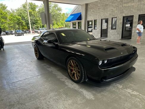 Used 2019 Dodge Challenger SRT Hellcat Redeye RWD image 3