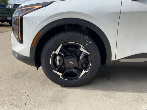 New 2026 Kia Sportage EX AWD/4WD image 15