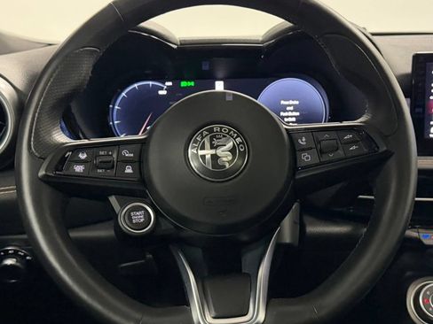 Used 2024 Alfa Romeo Tonale Ti w/ Active Assist Package AWD/4WD image 16