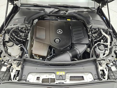 Used 2024 Mercedes-Benz C 300 4MATIC Sedan image 17