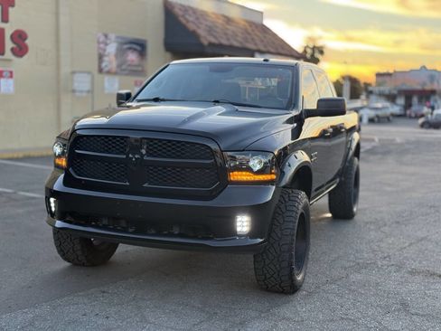 Used 2014 RAM 1500 Express w/ Black Ram 1500 Express Group image 6