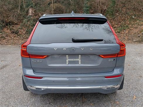 Certified 2022 Volvo XC60 B5 Inscription w/ Advanced Package image 6