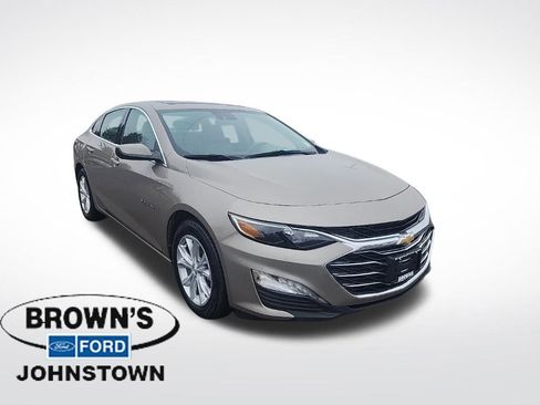 Used 2024 Chevrolet Malibu LT FWD image 1