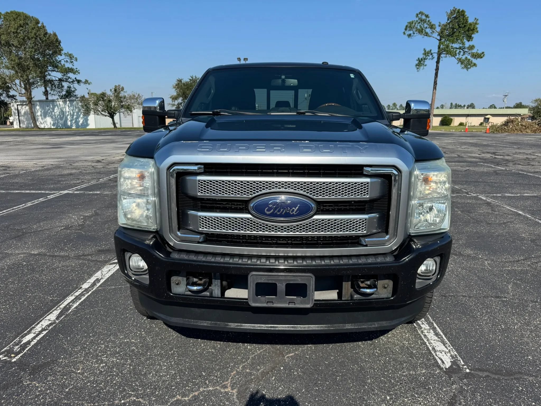 Used 2015 Ford F250 Platinum w/ FX4 Off-Road Package AWD/4WD image 3