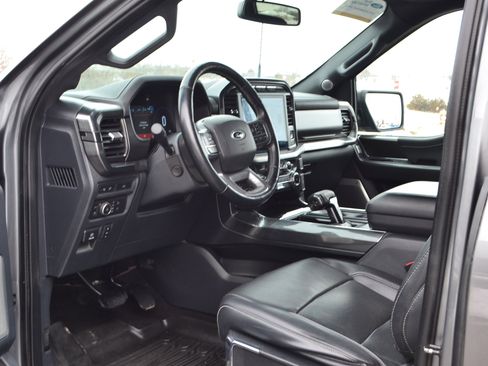 Certified 2022 Ford F150 Lariat w/ Equipment Group 502A High image 7