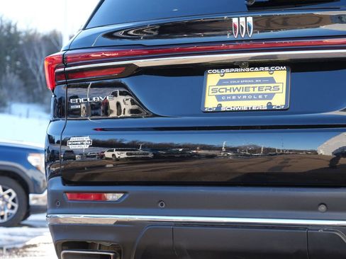 Used 2025 Buick Enclave Preferred image 10