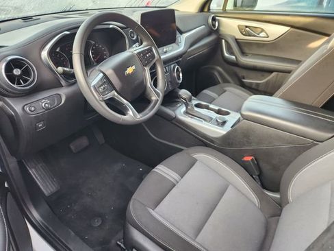 Used 2024 Chevrolet Blazer LT w/ Convenience Package image 6