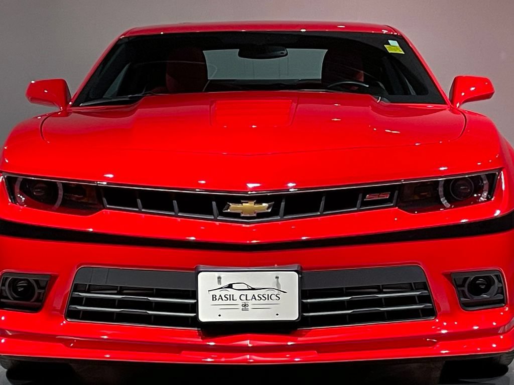Used 2015 Chevrolet Camaro SS w/ Commemorative Special Edition RWD image 5