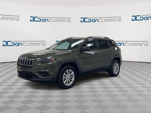 Used 2021 Jeep Cherokee Latitude AWD/4WD image 4