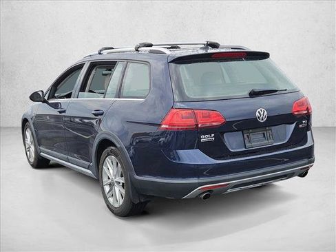 Used 2017 Volkswagen Golf Alltrack SE AWD/4WD image 6