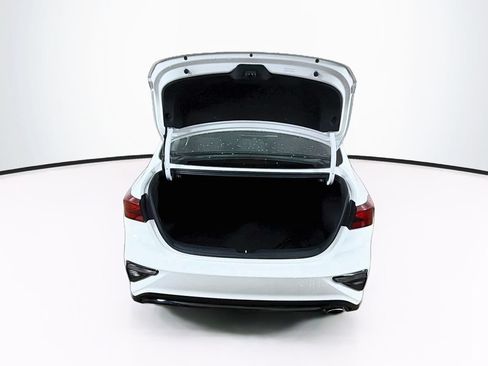 Used 2021 Kia Forte LXS FWD image 23