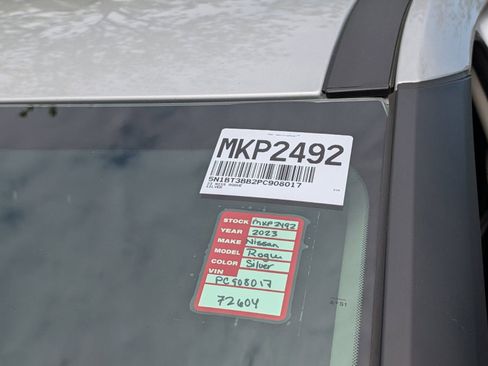 Used 2023 Nissan Rogue SV AWD/4WD image 28