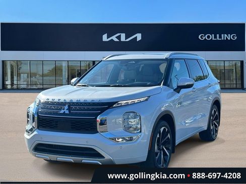 Used 2023 Mitsubishi Outlander SEL AWD/4WD image 5